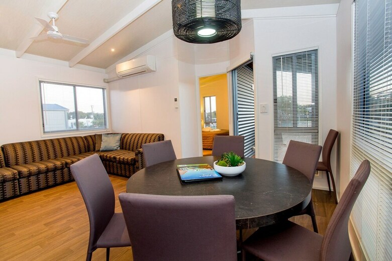 Cabana Big 4 Nrma Warrnambool Riverside Holiday Park