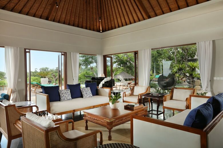 Villa The Shanti Residence, Nusa Dua