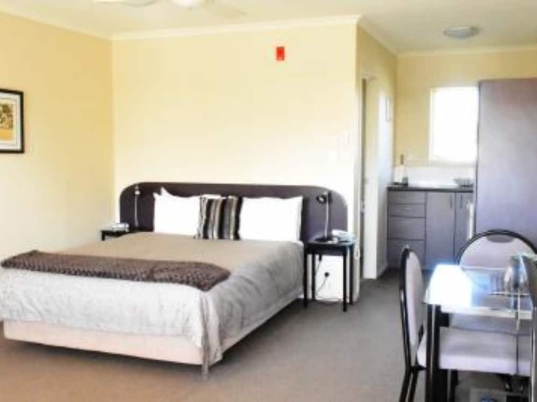 Bk's Chardonnay Motor Lodge Masterton