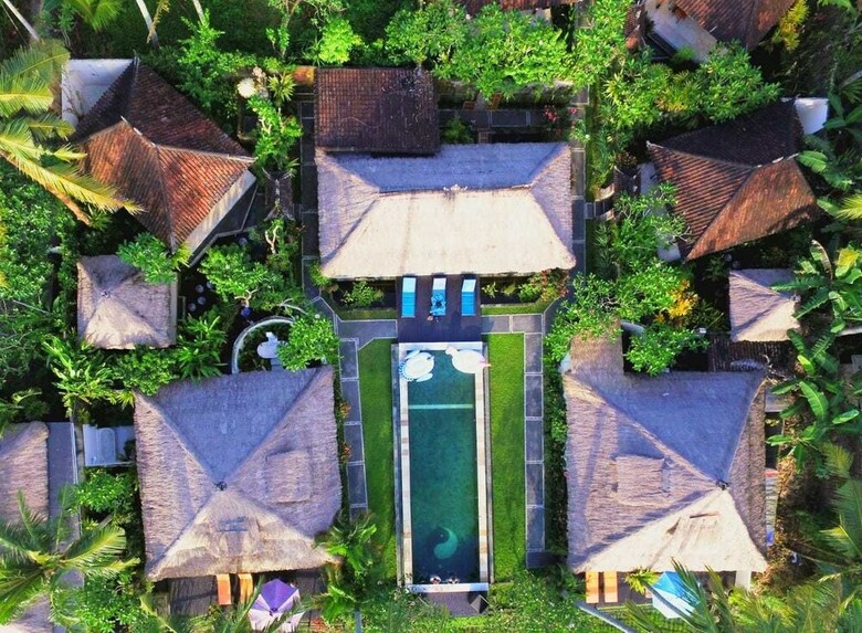 Hotel Lodtunduh Sari