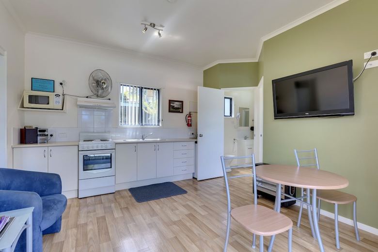 Port Huon Cottages