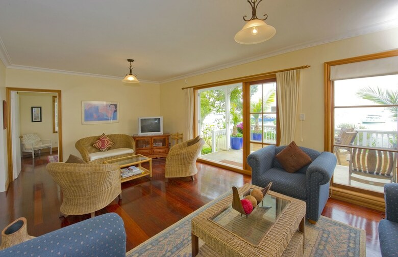 Apartamentos Seaport Village
