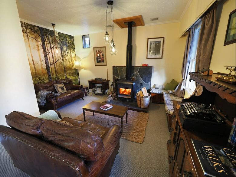 The Old Ferry Hotel B&B
