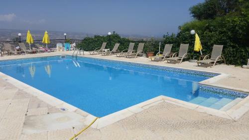 Pissouriana Apartments