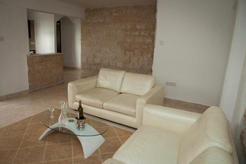 Alecos Hotel Apartments