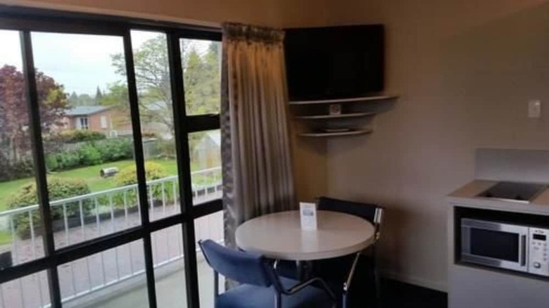 Lakeside Motel And Apartments - Te Anau
