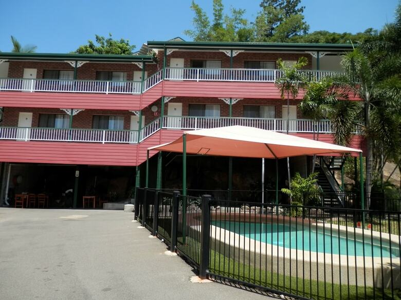 Motel Yongala Lodge By The Strand