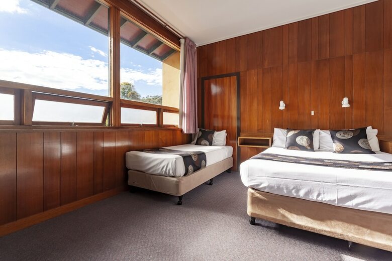 Black Buffalo Hotel