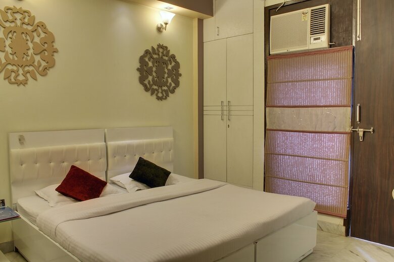 Hotel Oyo 319 Rk Residency