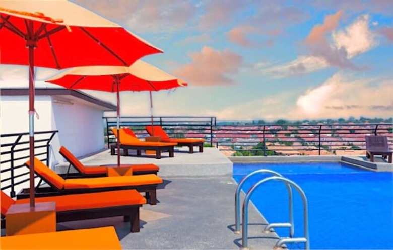 Hotel Chatkaew Hill & Residence