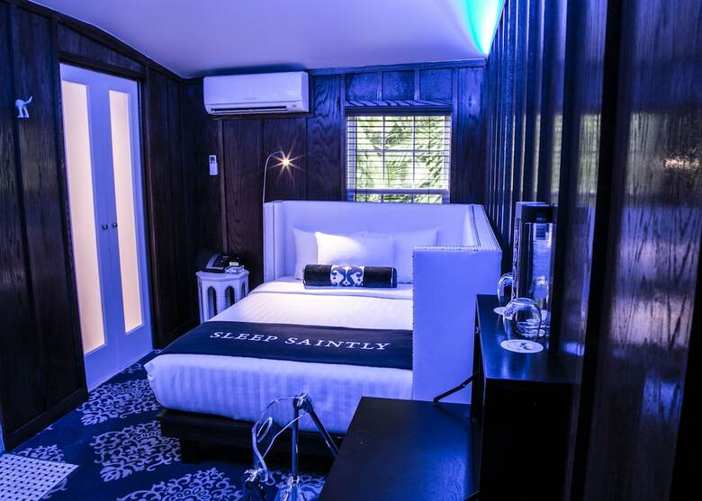 The Saint Hotel Key West, Autograph Collection