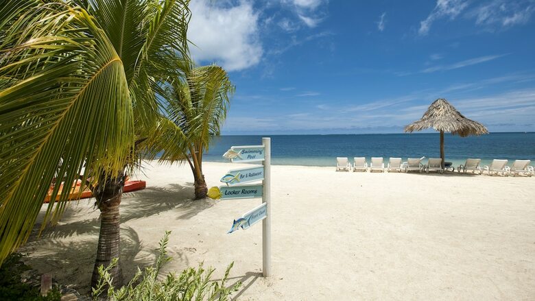 Hotel Turquoise Bay Dive & Beach Resort