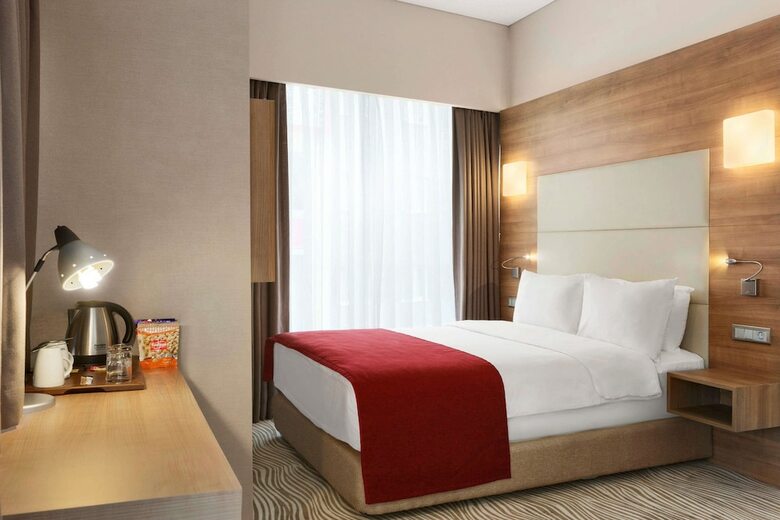 Hotel Ramada Encore By Wyndham Istanbul Kartal