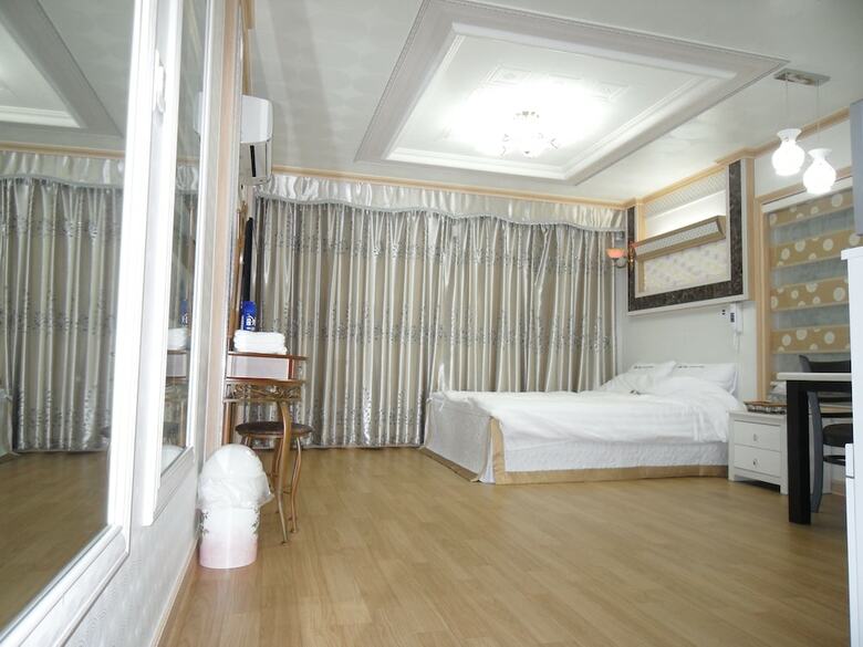 Hotel Jaju Olle Pension