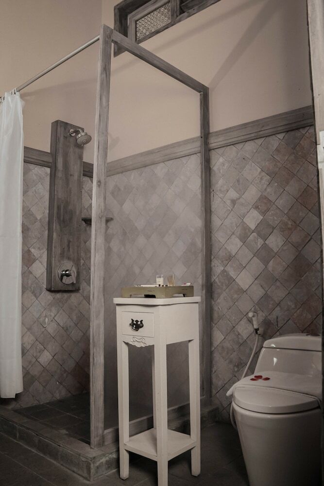 Hotel Kayu Arum Resort