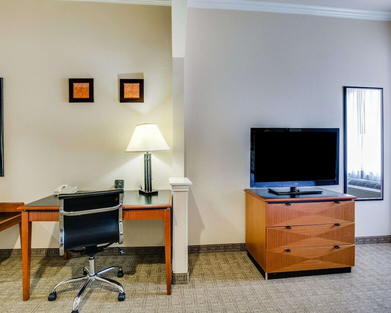 Hotel Comfort Suites Deer Park Pasadena