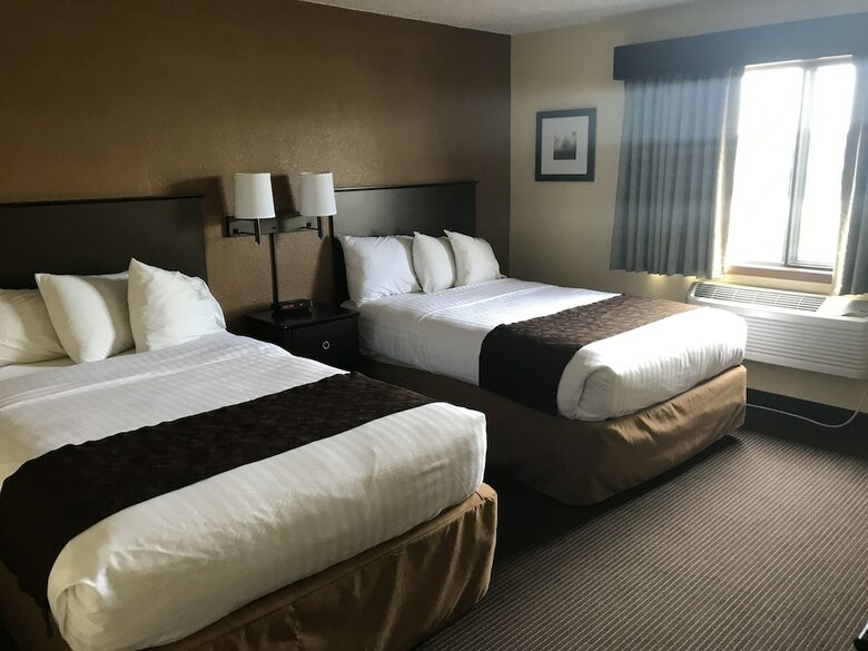 Hotel Americinn By Wyndham West Bend