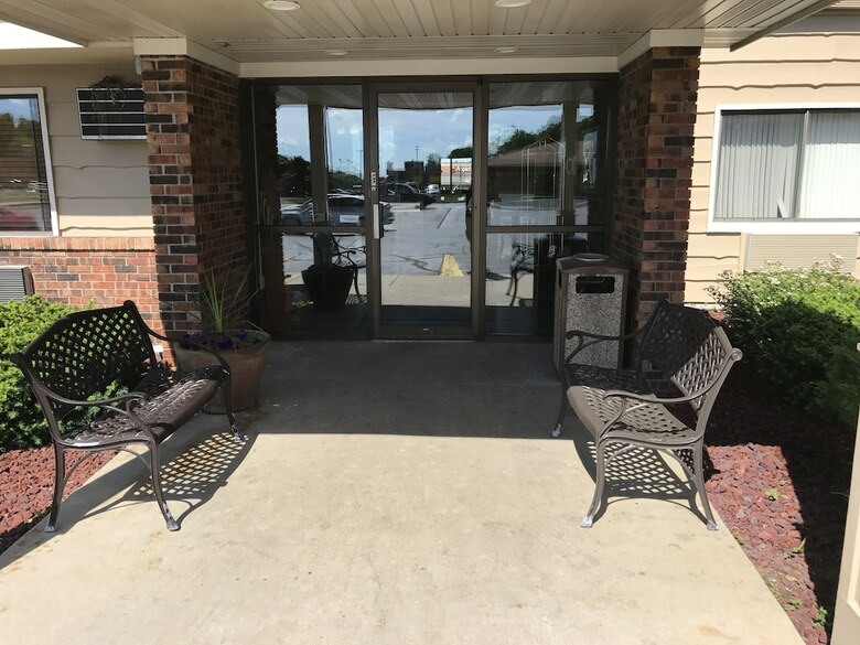 Hotel Americinn By Wyndham West Bend