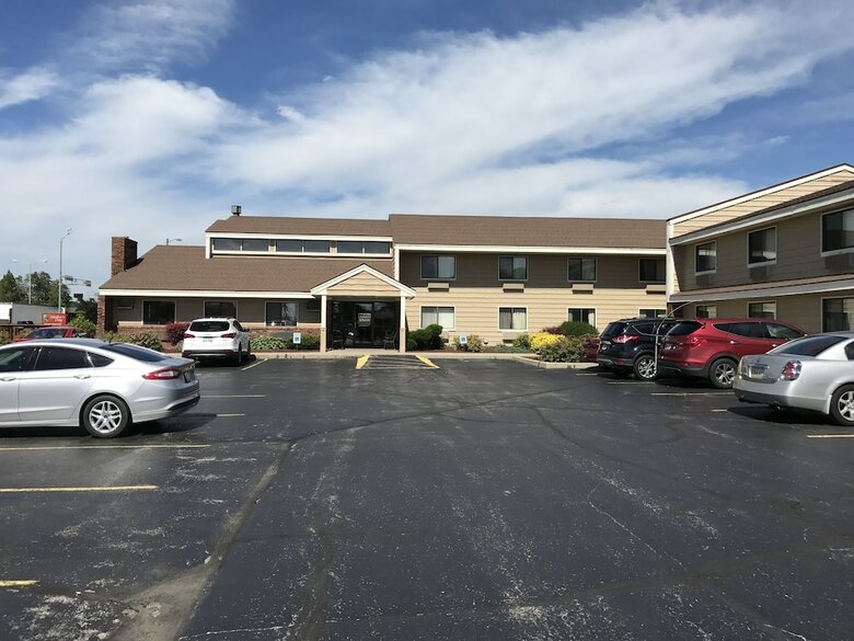 Hotel Americinn By Wyndham West Bend
