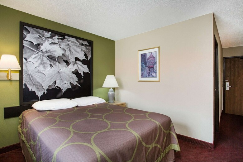 Hotel Super 8 By Wyndham Salem Va