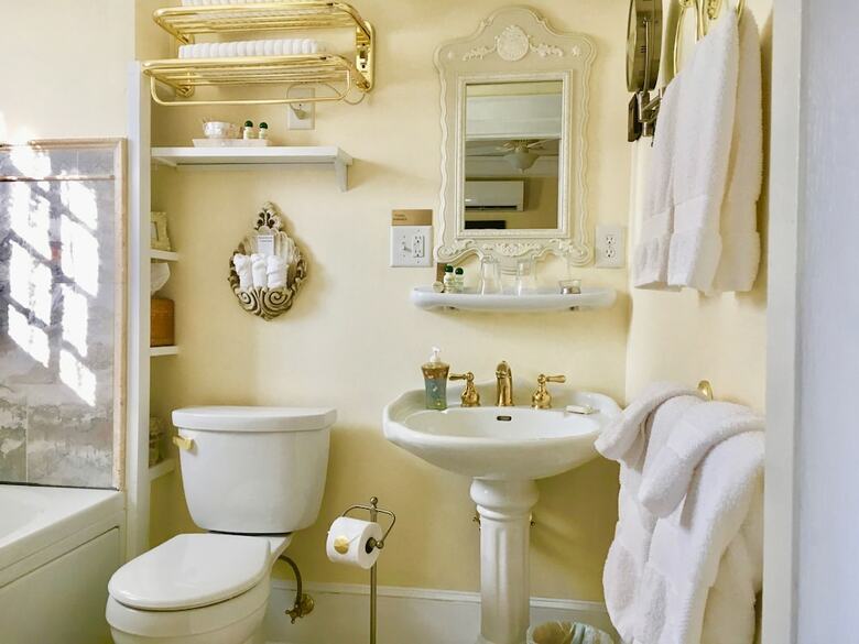 Abbington Green Bed & Breakfast Inn