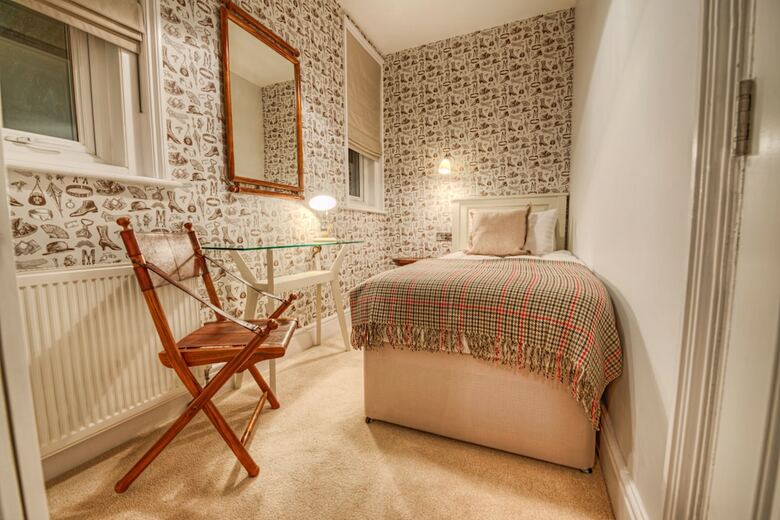 Number Four Boutique Hotel