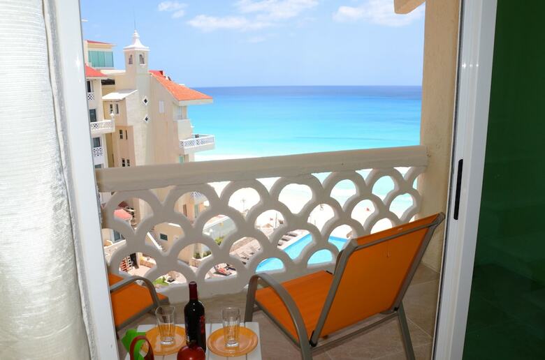 Aparthotel Amigo Rental