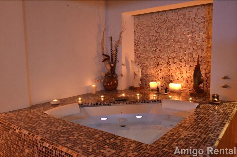 Aparthotel Amigo Rental