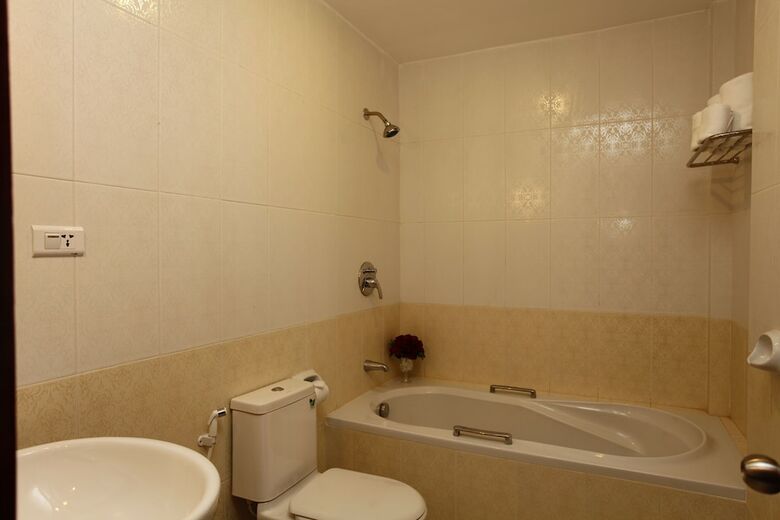 Lao Golden Hotel
