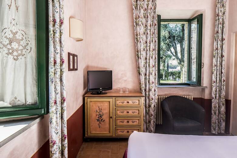 Hotel Castello Di Montegridolfo Spa Resort