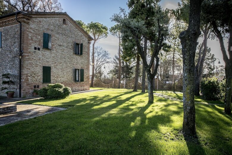 Hotel Castello Di Montegridolfo Spa Resort