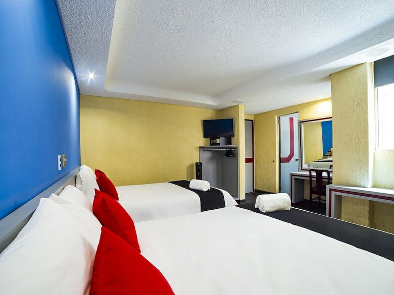 Hotel Capital O Frida Costazul