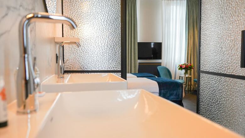 Amosa Li�ge City Centre Hotel