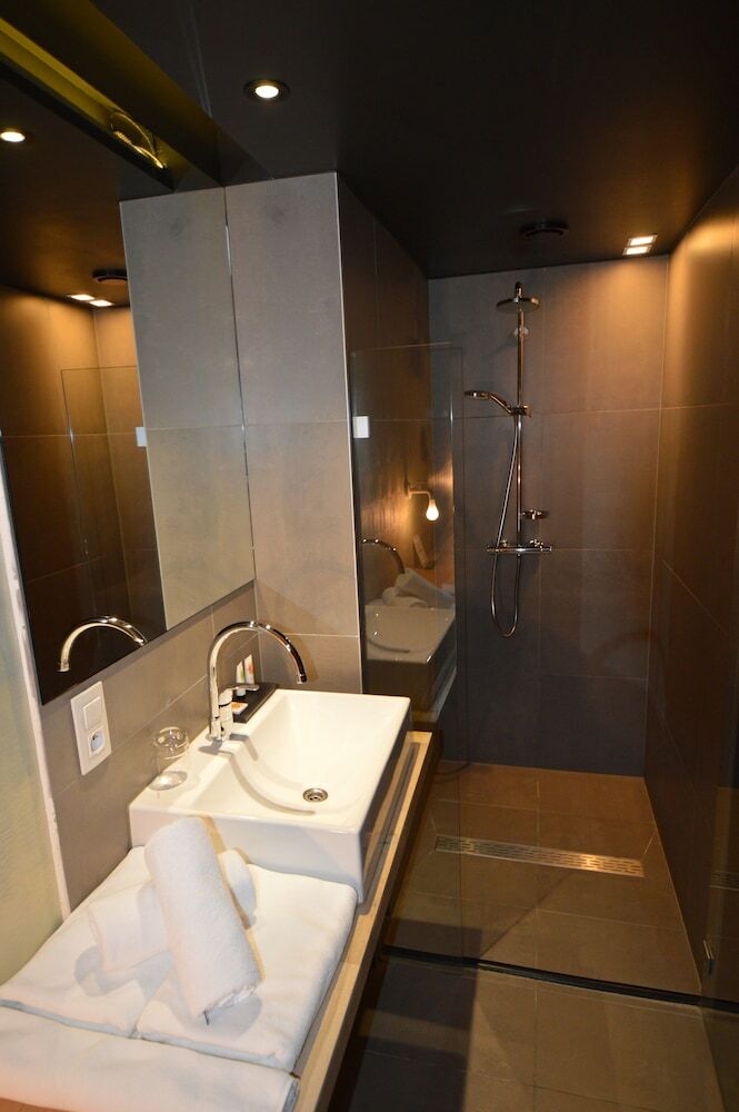 Amosa Li�ge City Centre Hotel