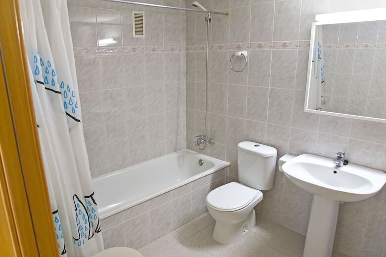 Rv Hotels Apartamentos Ses Illes