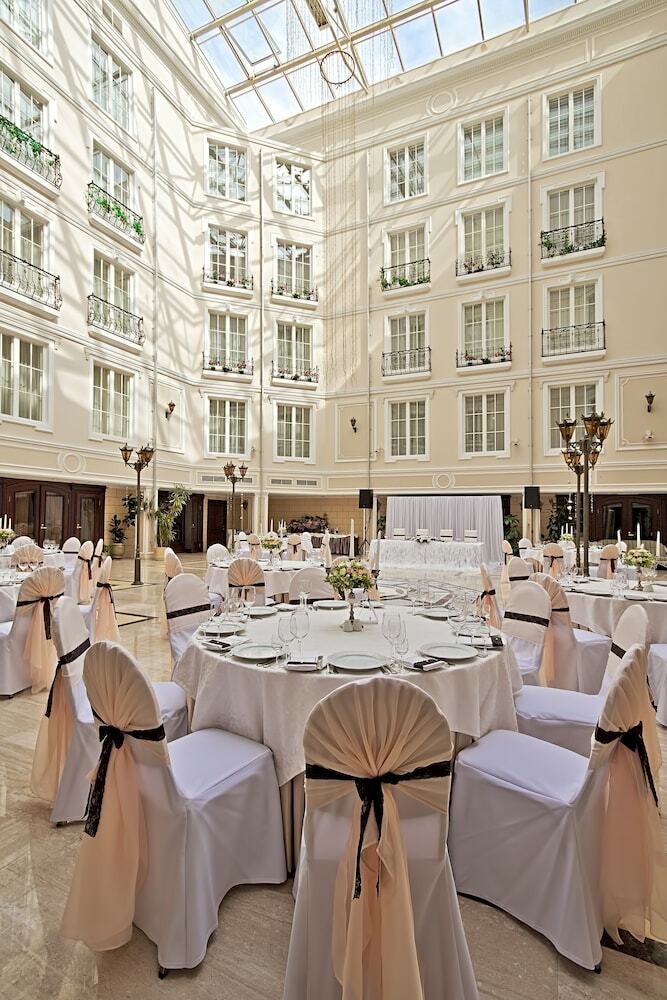 Grand Hotel Emerald
