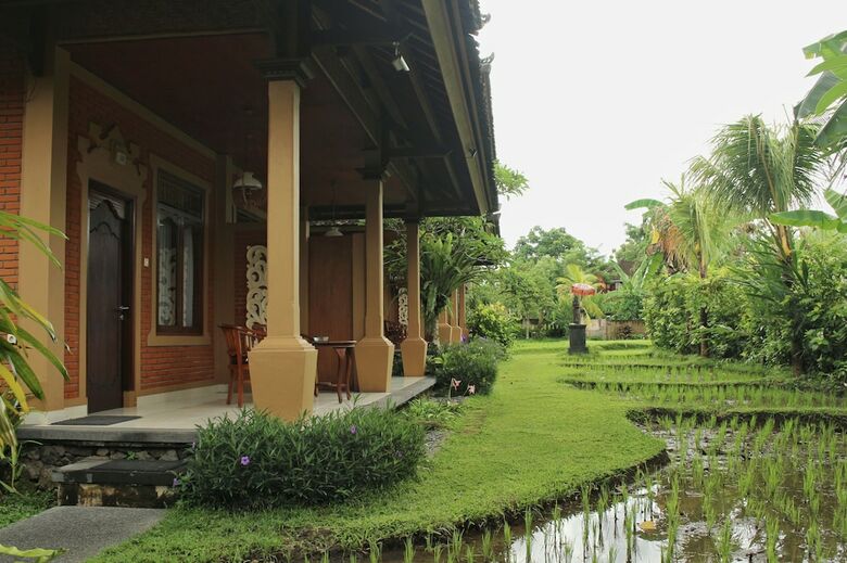 Saren Indah Hotel