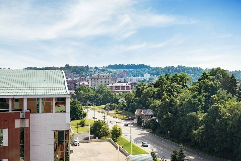 Hotel Morgantown Marriott At Waterfront Place
