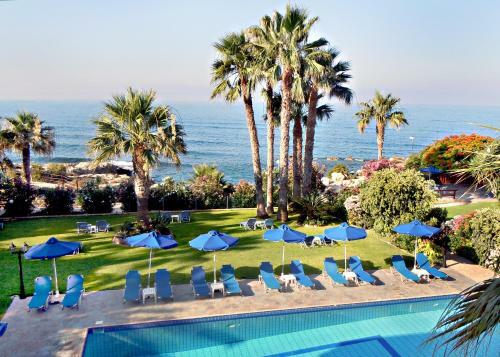 Rododafni Beach Apartments