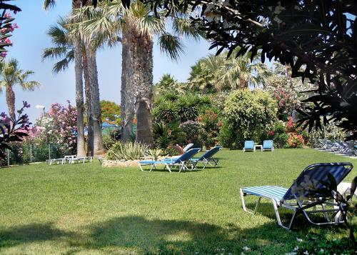Rododafni Beach Apartments