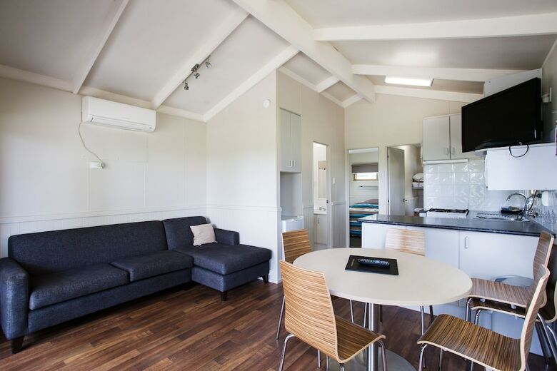 Nrma Bairnsdale Riverside Holiday Park