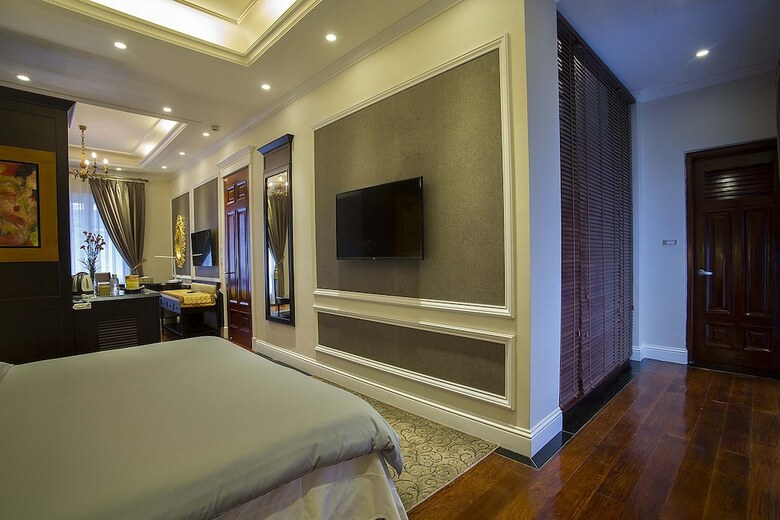 New Era Hotel And Villa