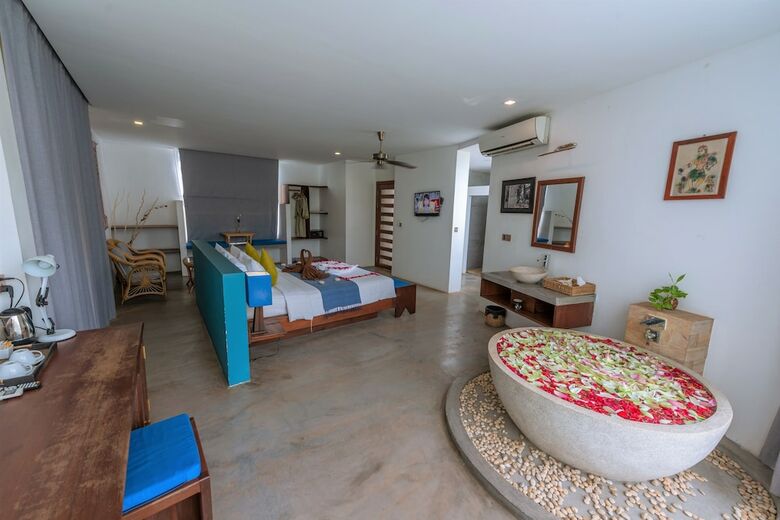 Hotel Chez Moi Suite And Spa