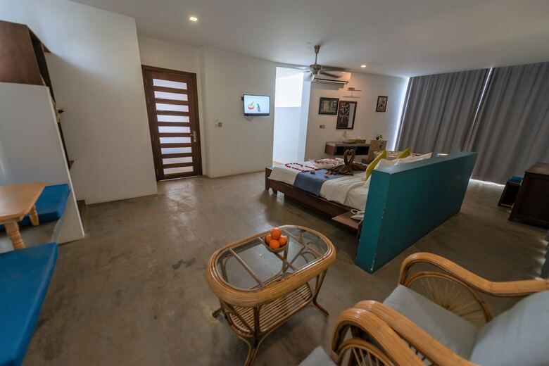 Hotel Chez Moi Suite And Spa
