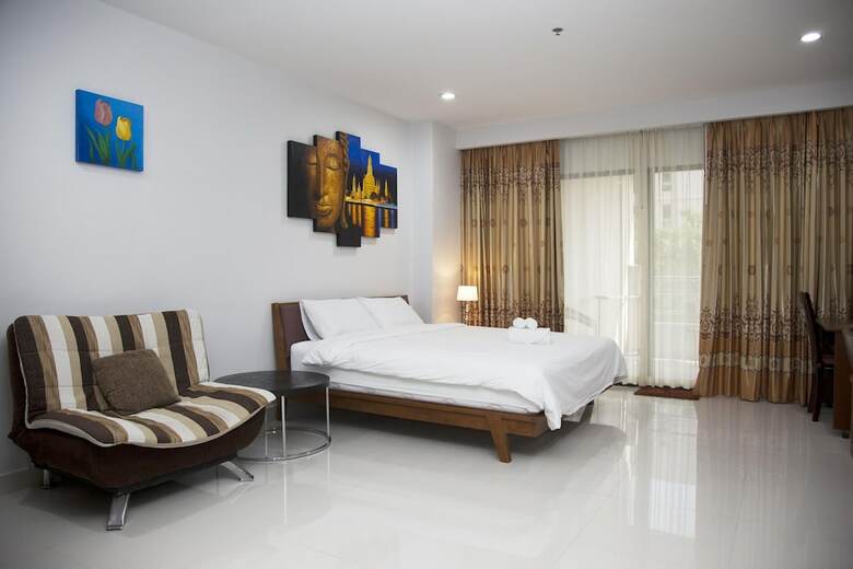View Talay 3 Beach Apartments