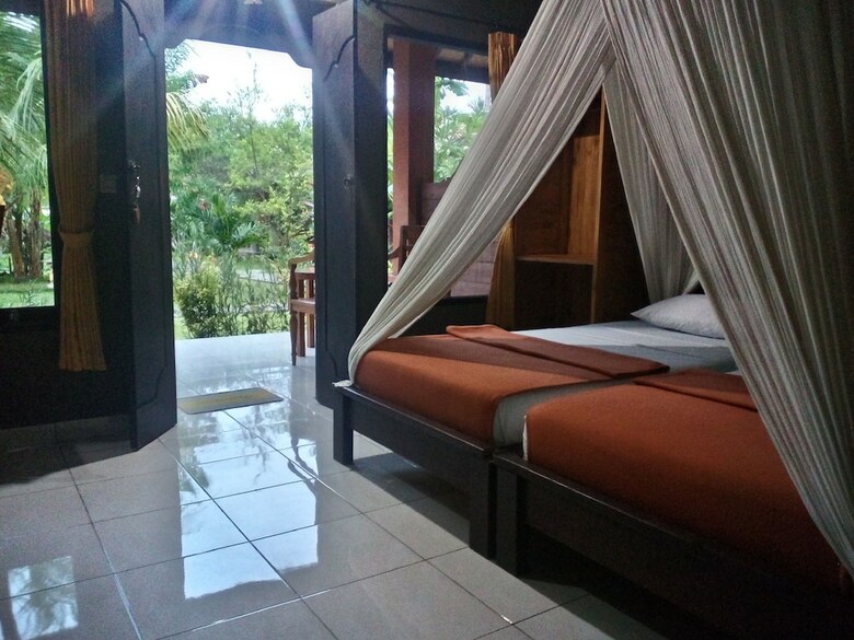 Hotel Suka Sari Cottages