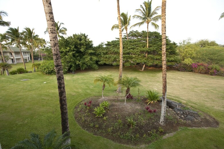 The Islands At Mauna Lani