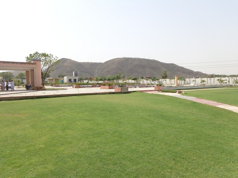 Hotel Todays Sunrise Luxury Resort