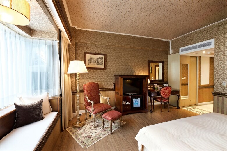 Shangrila Boutique Hotel