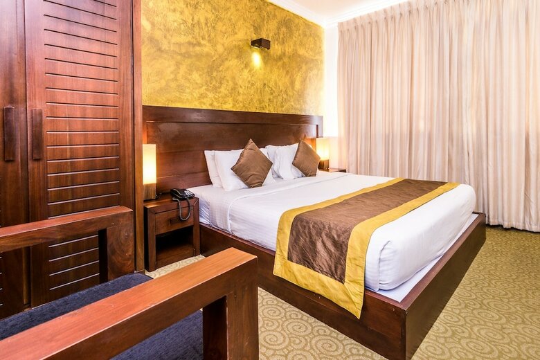 Ceylon City Hotel, Colombo